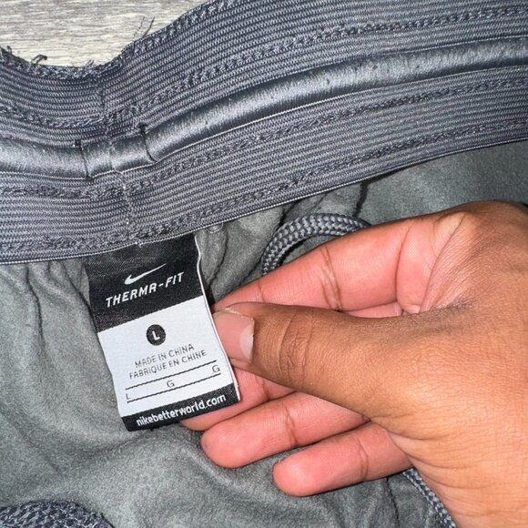 Kobe Nike Sweatpants - Picture 2 of 3